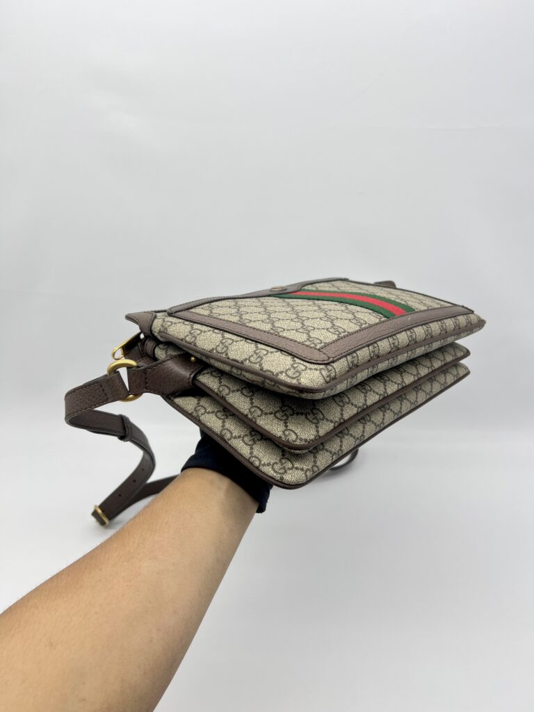 Gucci Crossbody Shoulder Bag GG Supreme GHW