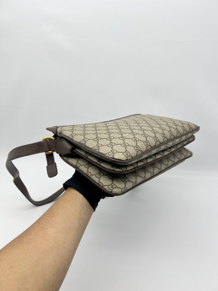 Gucci Crossbody Shoulder Bag GG Supreme GHW