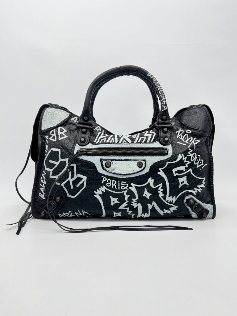 Balenciaga Reguler Classic City Graffiti Black White