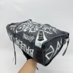 Balenciaga Reguler Classic City Graffiti Black White