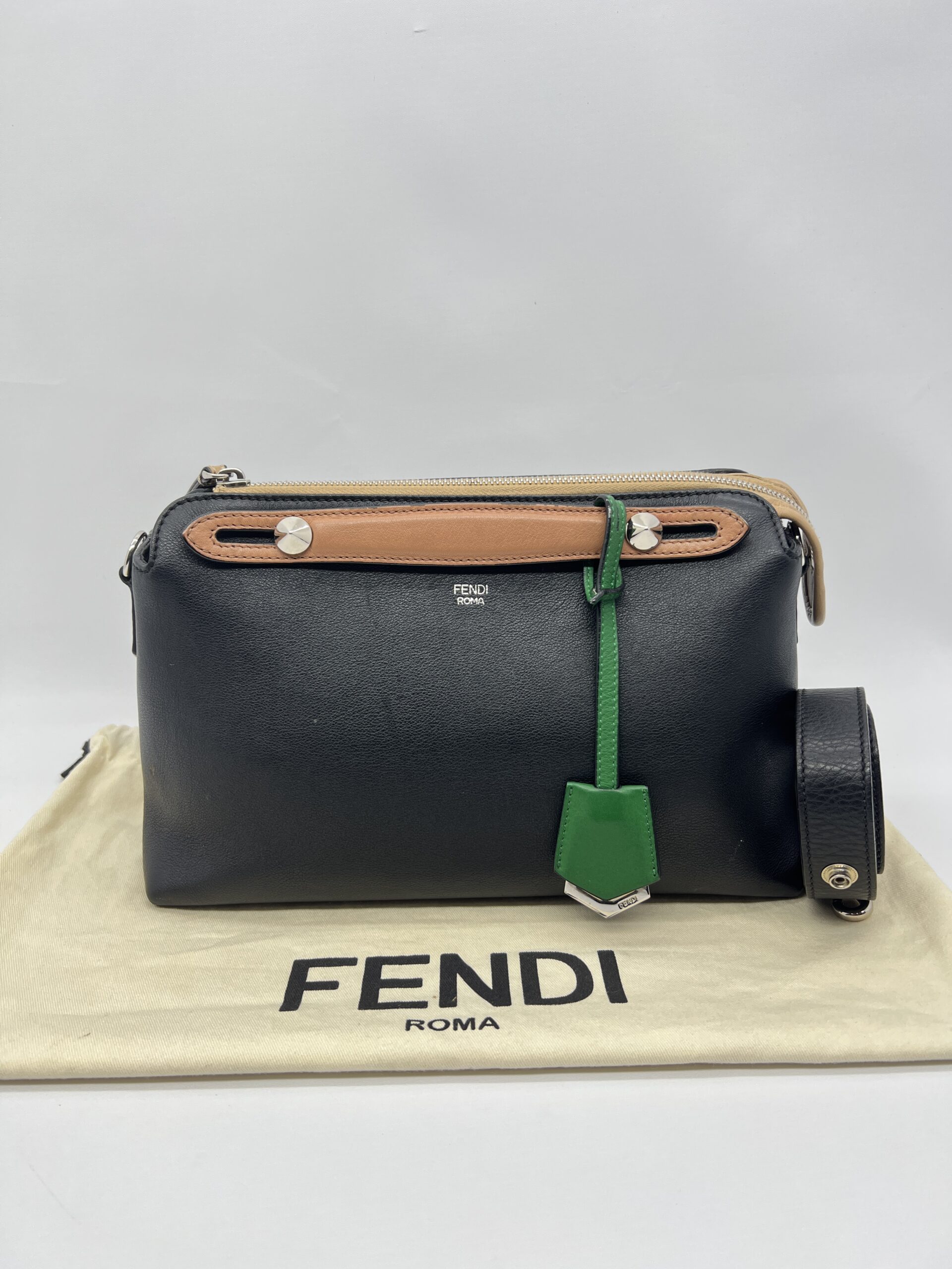 Fendi By The Way Medium Nero Multicolor SHW