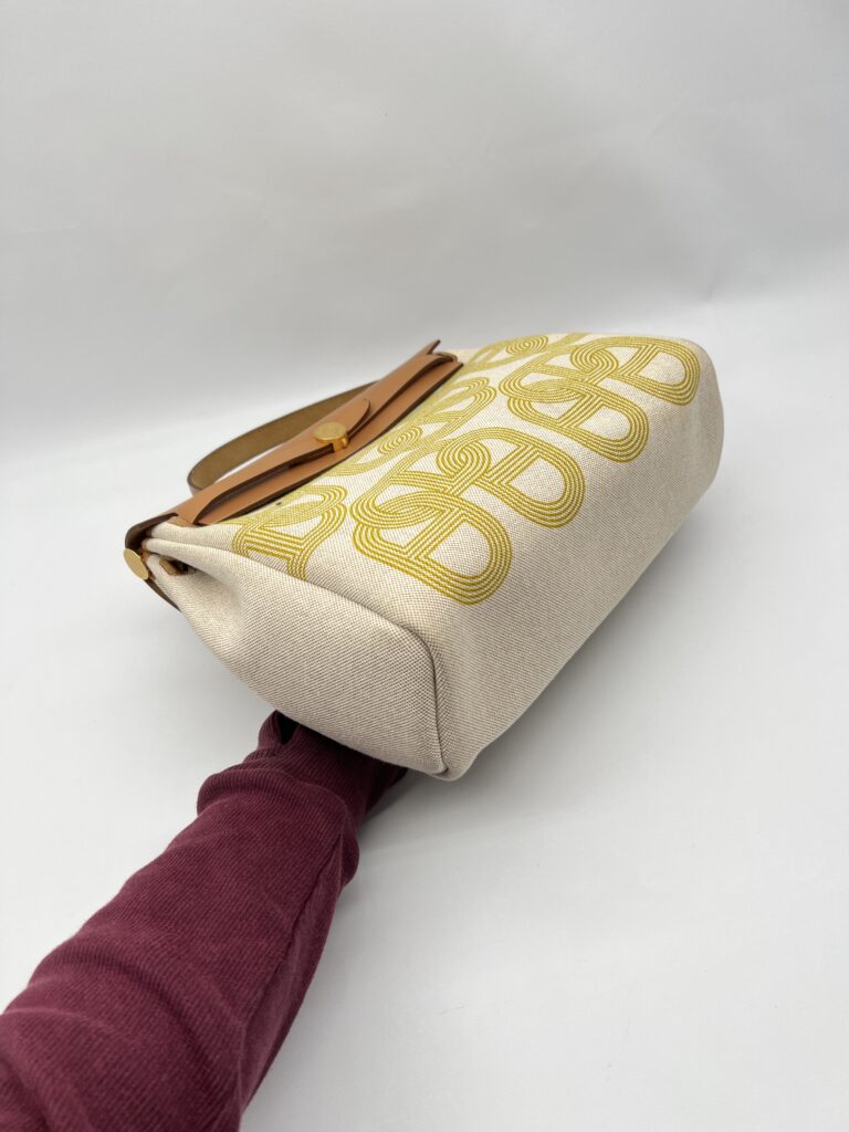 Hermes Herbag 31 Circuit 24 Canvas Ecru Jaune GHW