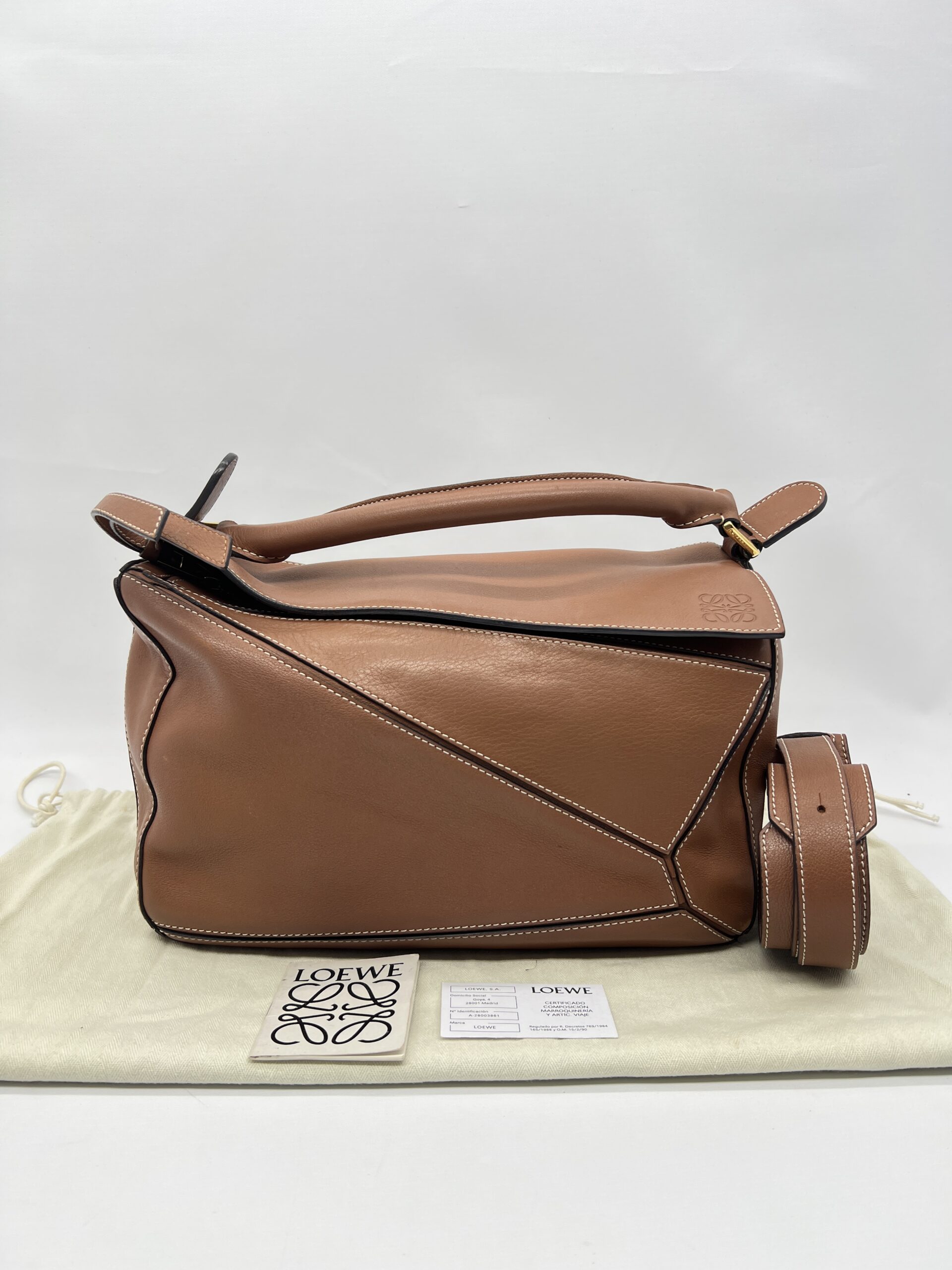 Loewe Puzzle Medium Tan GHW