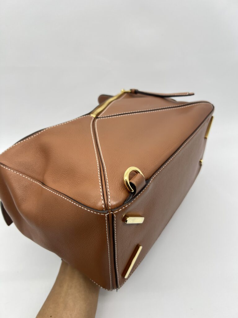 Loewe Puzzle Medium Tan GHW