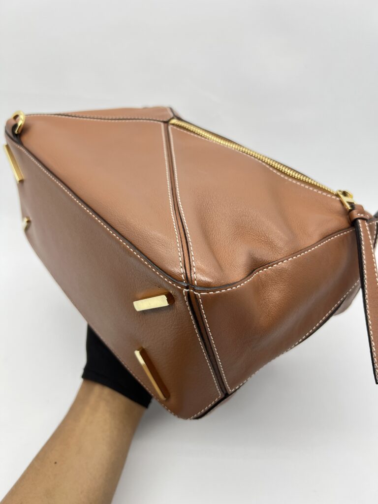 Loewe Puzzle Medium Tan GHW
