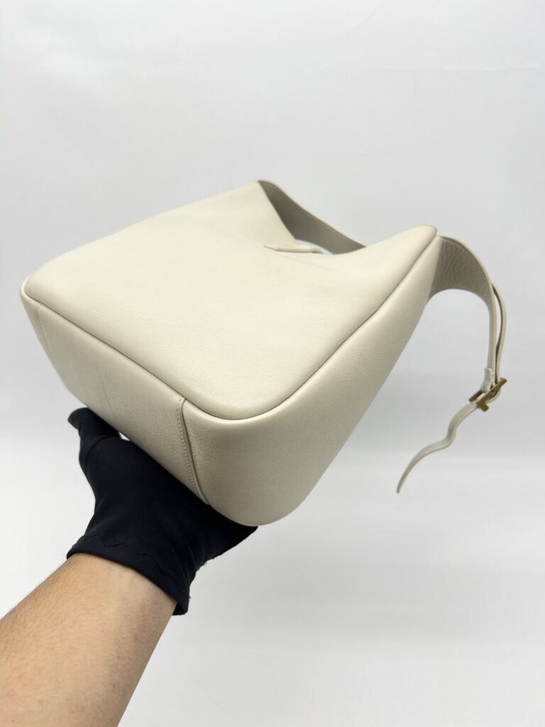 Saint Laurent Hobo LE 5 A 7 Supple Small Ivory GHW
