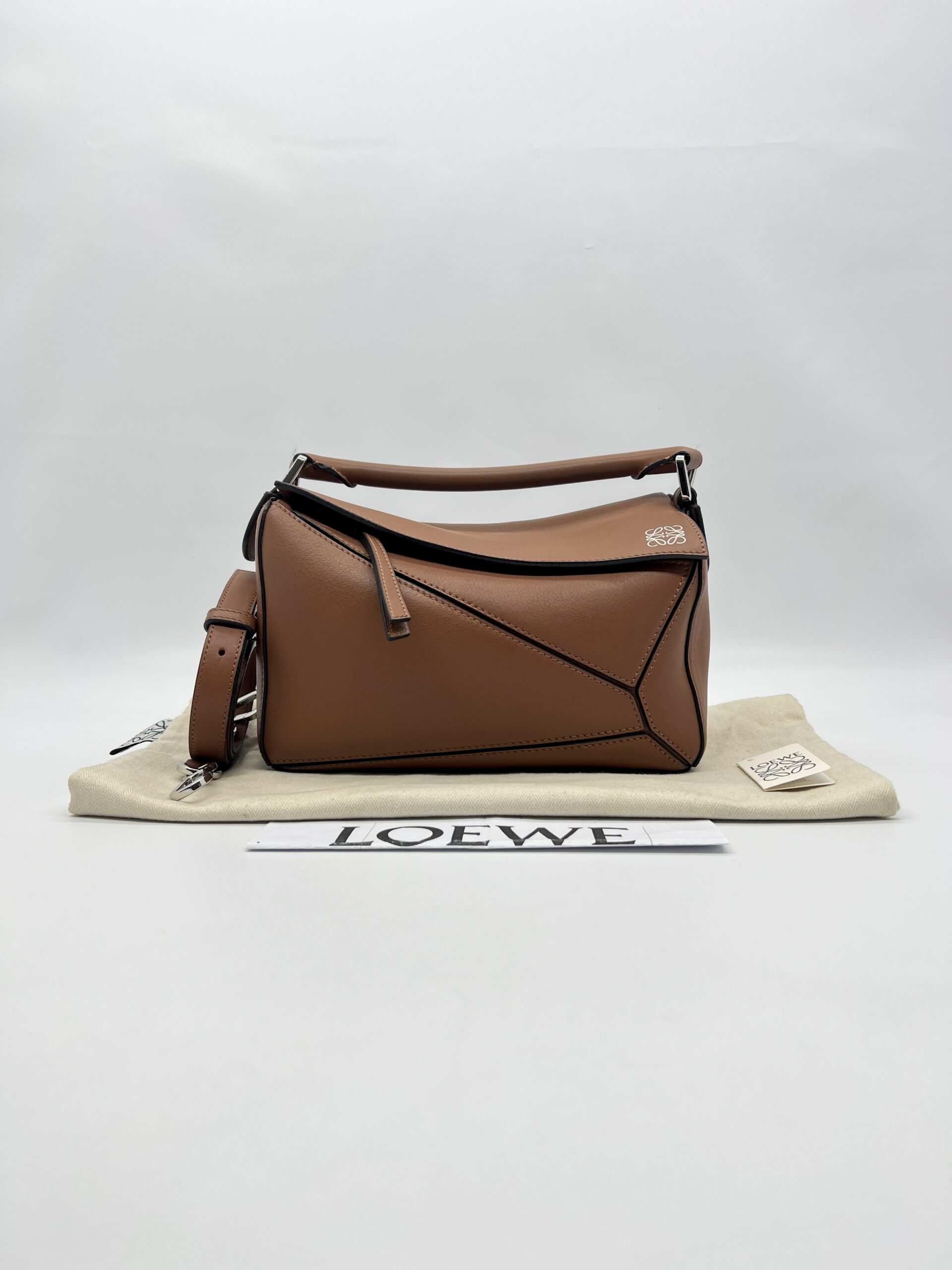 Loewe Puzzle Small Tan GHW