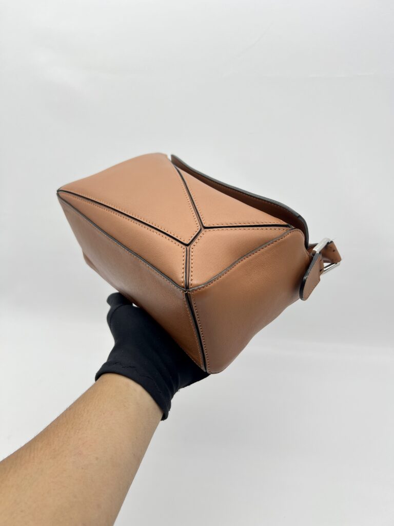 Loewe Puzzle Small Tan GHW