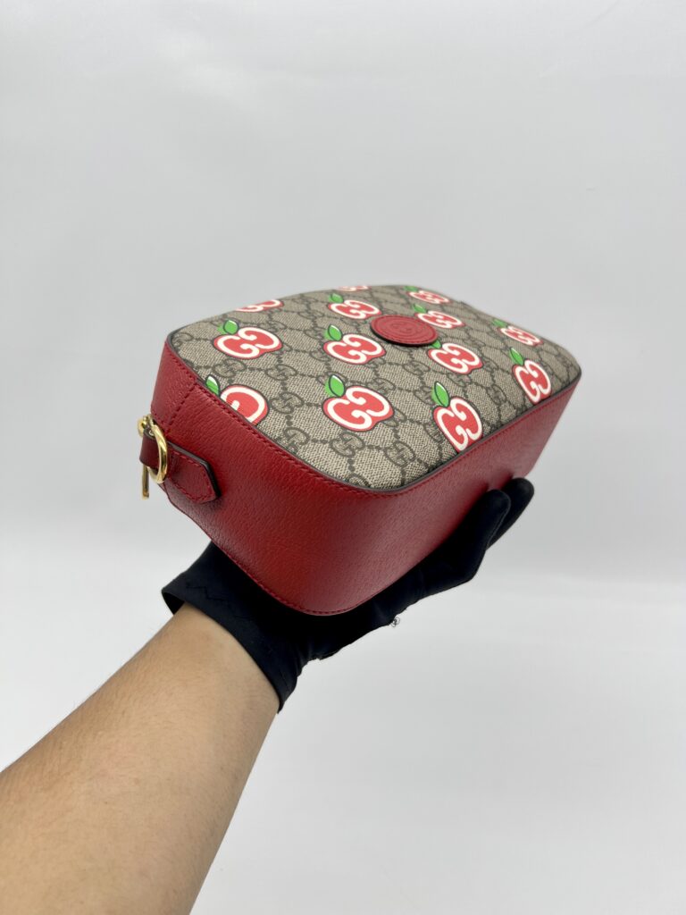 Gucci Apple Camera Bag Canvas Supreme Red GHW