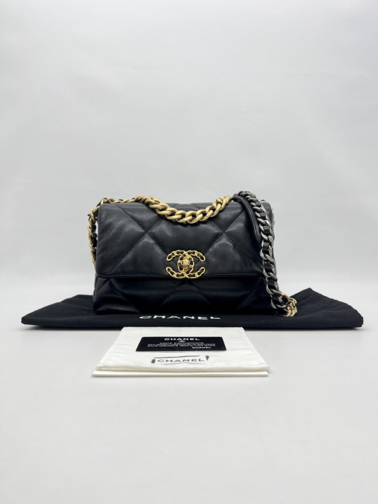 Chanel C19 Small Black