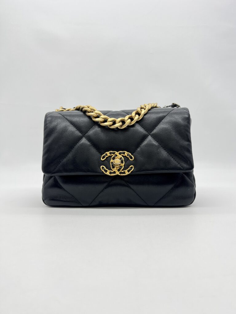 Chanel C19 Small Black