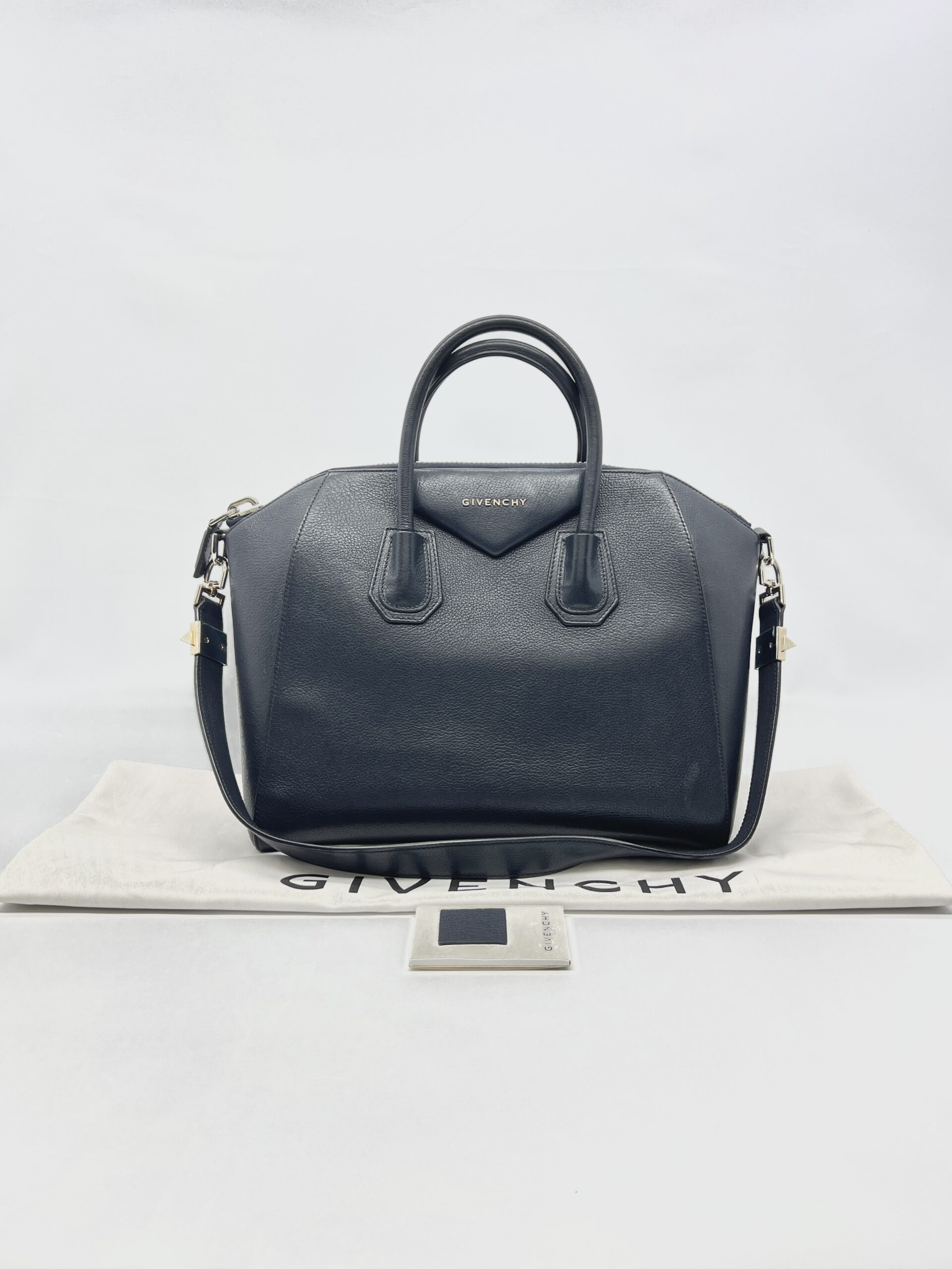 Givenchy Antigona Medium Navy SHW