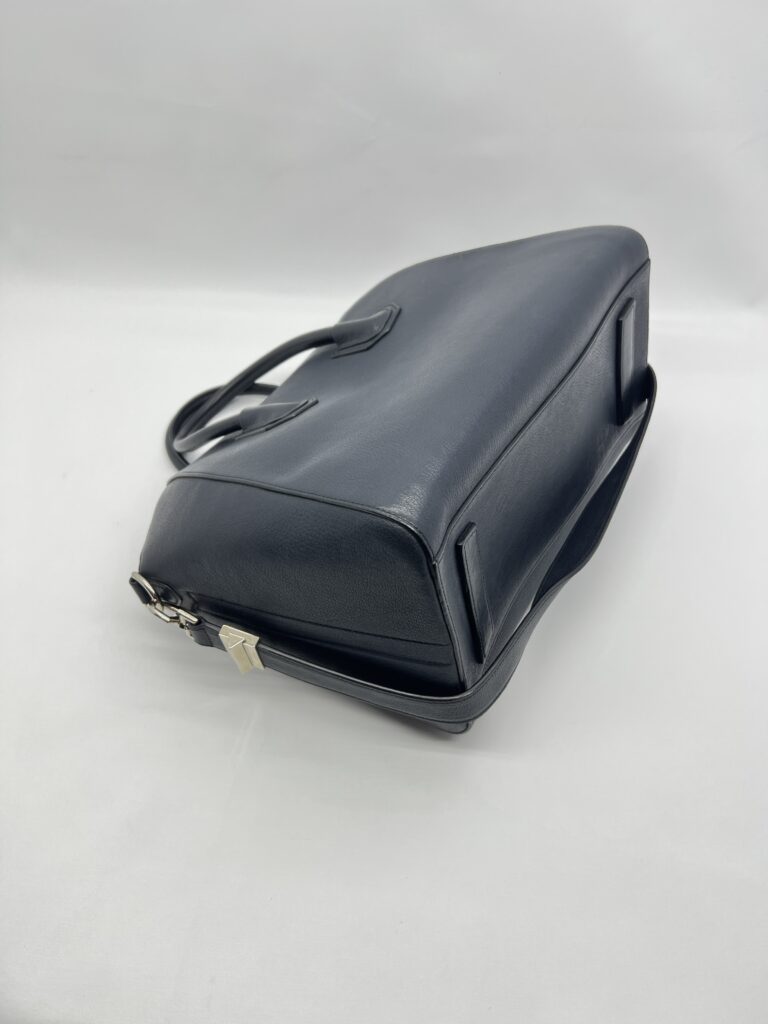 Givenchy Antigona Medium Navy SHW