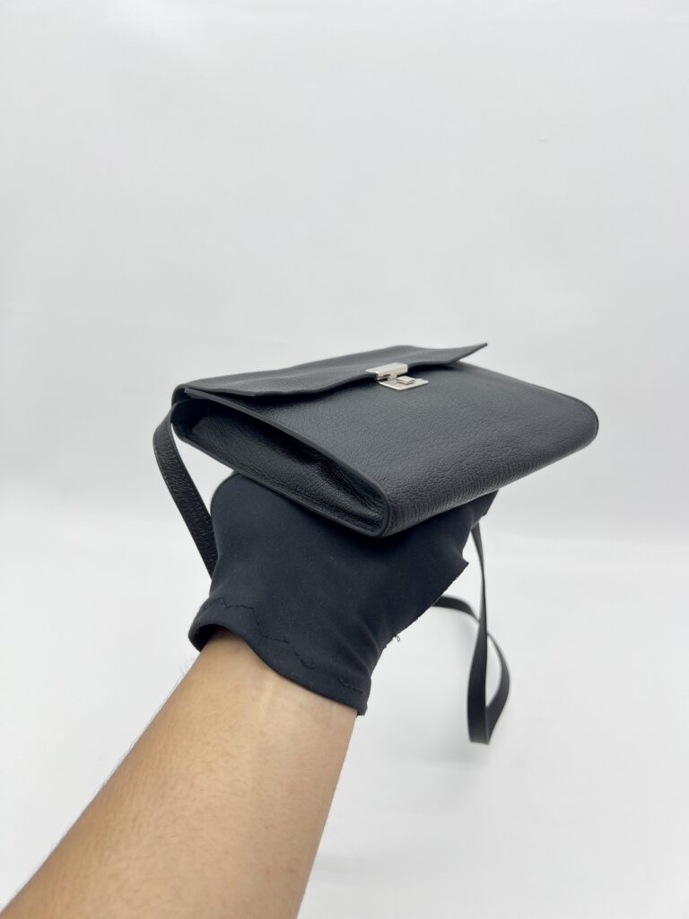 Hermes Sac Clic 16 Chevre Mysore Noir PHW