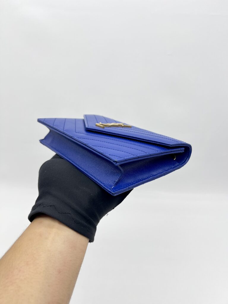 Saint Laurent WOC 19 Grained Blue GHW