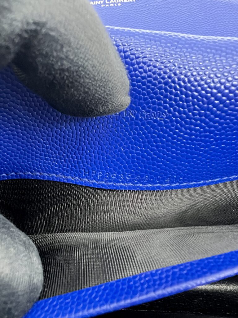 Saint Laurent WOC 19 Grained Blue GHW