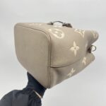Louis Vuitton NeoNoe MM Monogram Empreinte Giant Tourterelle Crème GHW