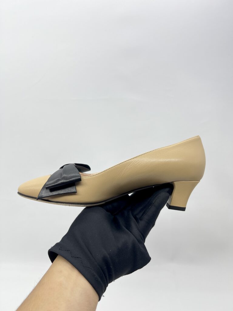 Velentino Bowow 45 Pump Heels Nude Black