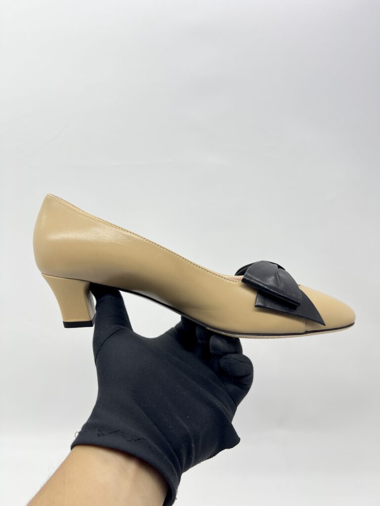 Velentino Bowow 45 Pump Heels Nude Black