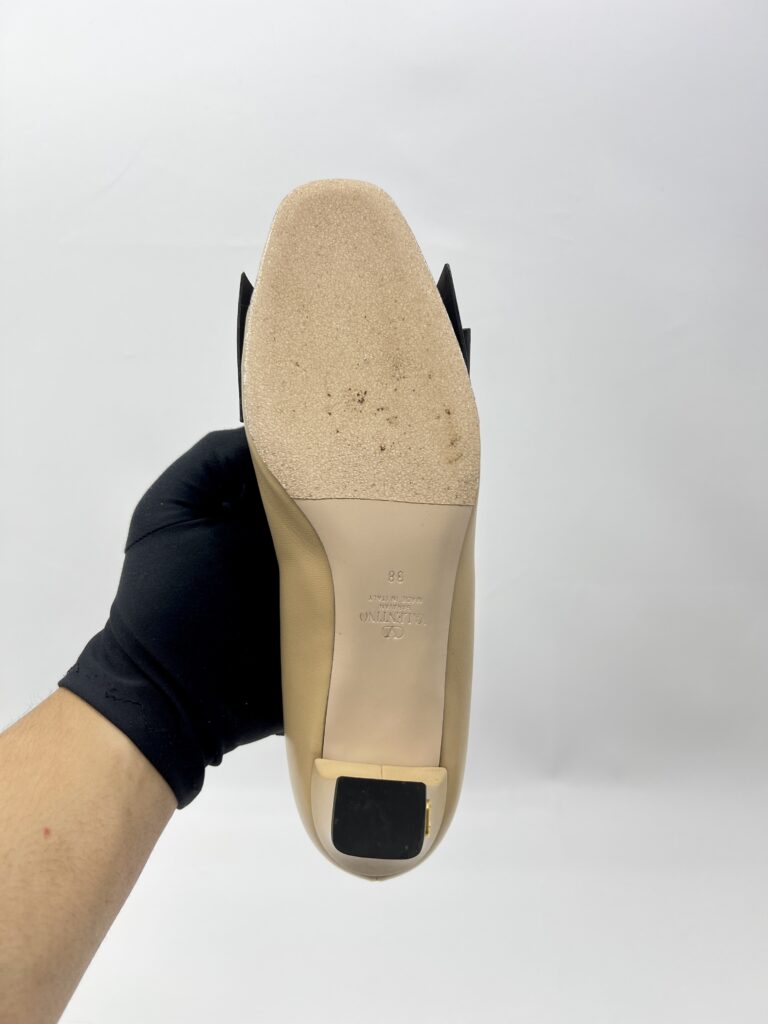 Velentino Bowow 45 Pump Heels Nude Black