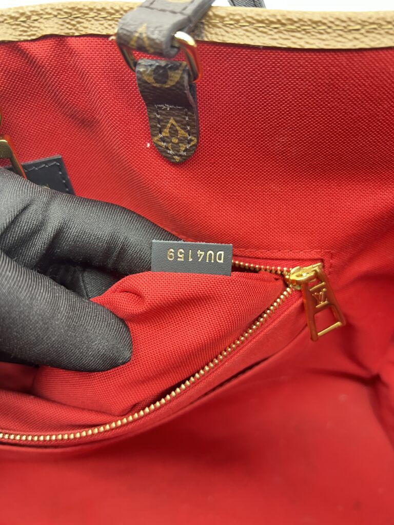 Louis Vuitton On The Go MM Giant Monogram Reverse GHW