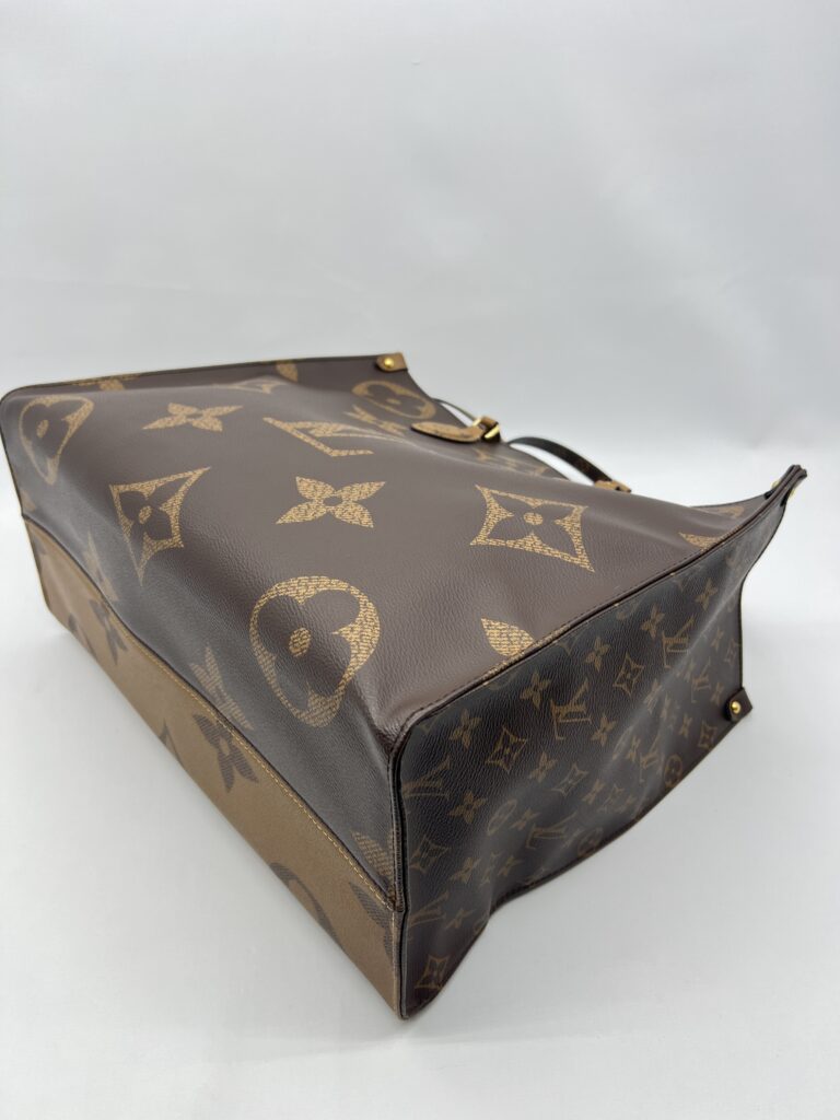 Louis Vuitton On The Go MM Giant Monogram Reverse GHW