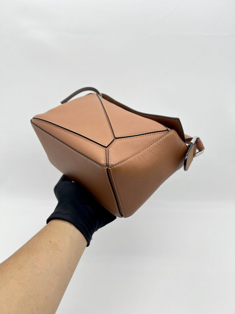 Loewe Puzzle Small Calfskin Tan SHW