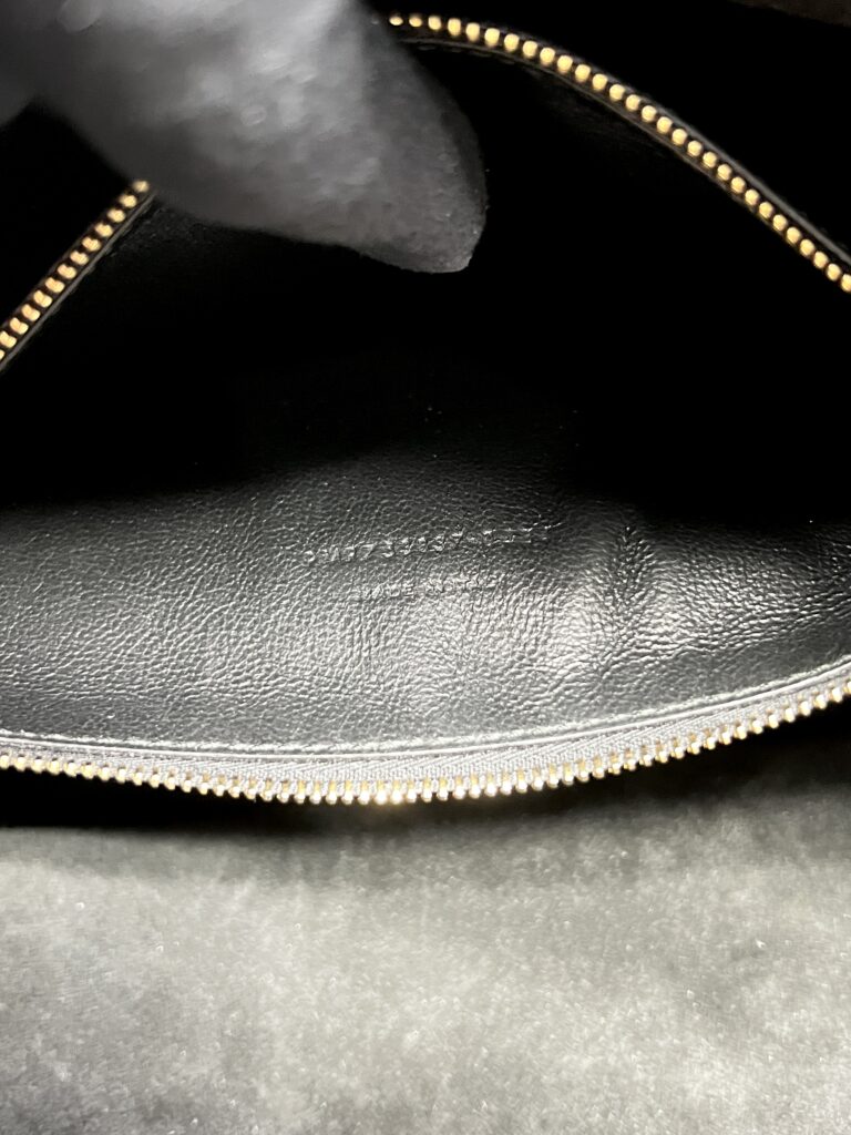 Saint Laurent Le 5 A 7 Supple Large Black GHW