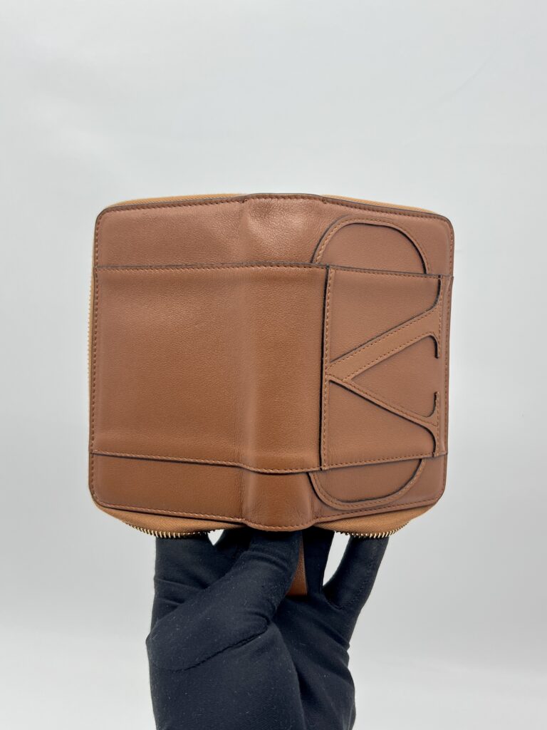 Valentino Vlogo Zip Wallet Brown GHW