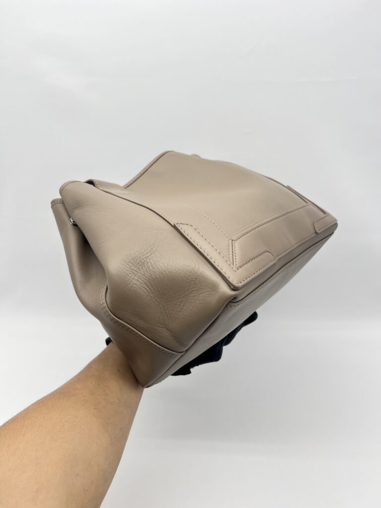 Balenciaga Cabas Taupe SHW