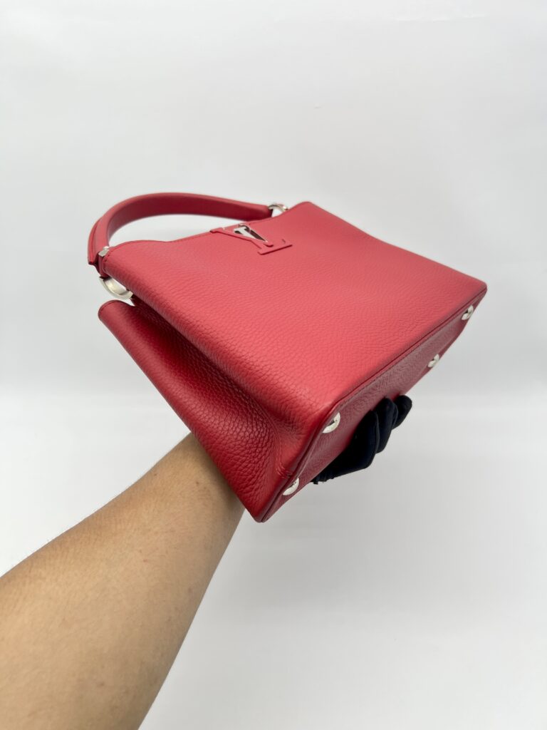 Louis Vuitton Capucines PM Taurillon Red SHW