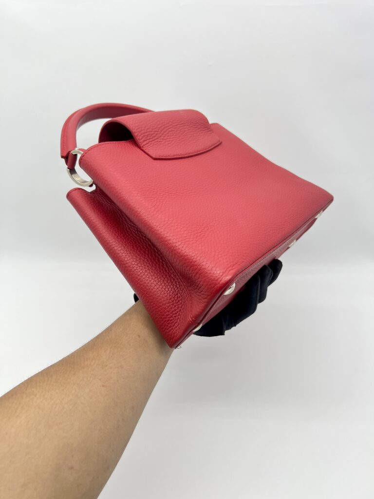 Louis Vuitton Capucines PM Taurillon Red SHW