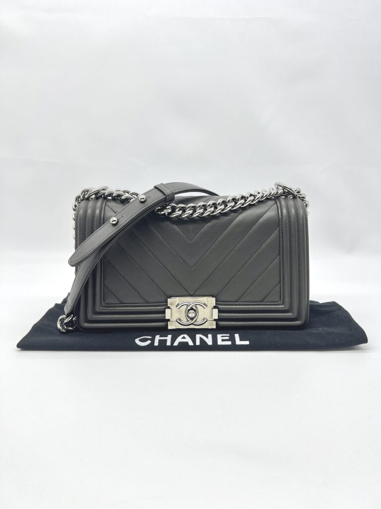 Chanel Boy 25 Chevron Black SHW