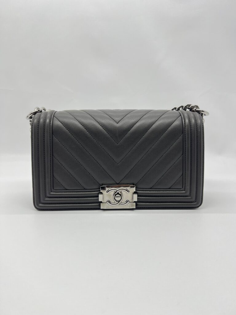 Chanel Boy 25 Chevron Black SHW