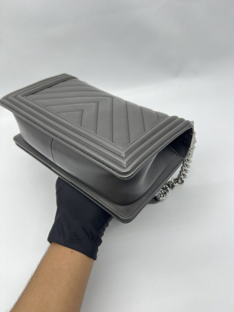 Chanel Boy 25 Chevron Black SHW
