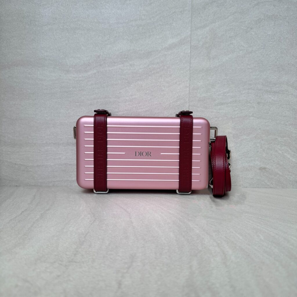 Dior Amenity Kit Aluminum Rose SHW