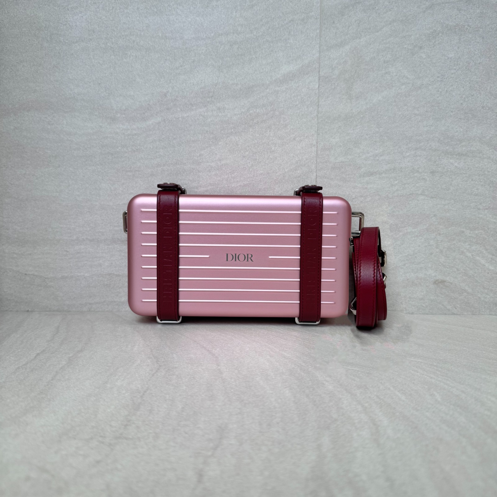 Dior Amenity Kit Aluminum Rose SHW