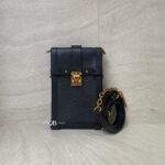 Louis Vuitton Pochette Trunk Verticale Epi Black GHW