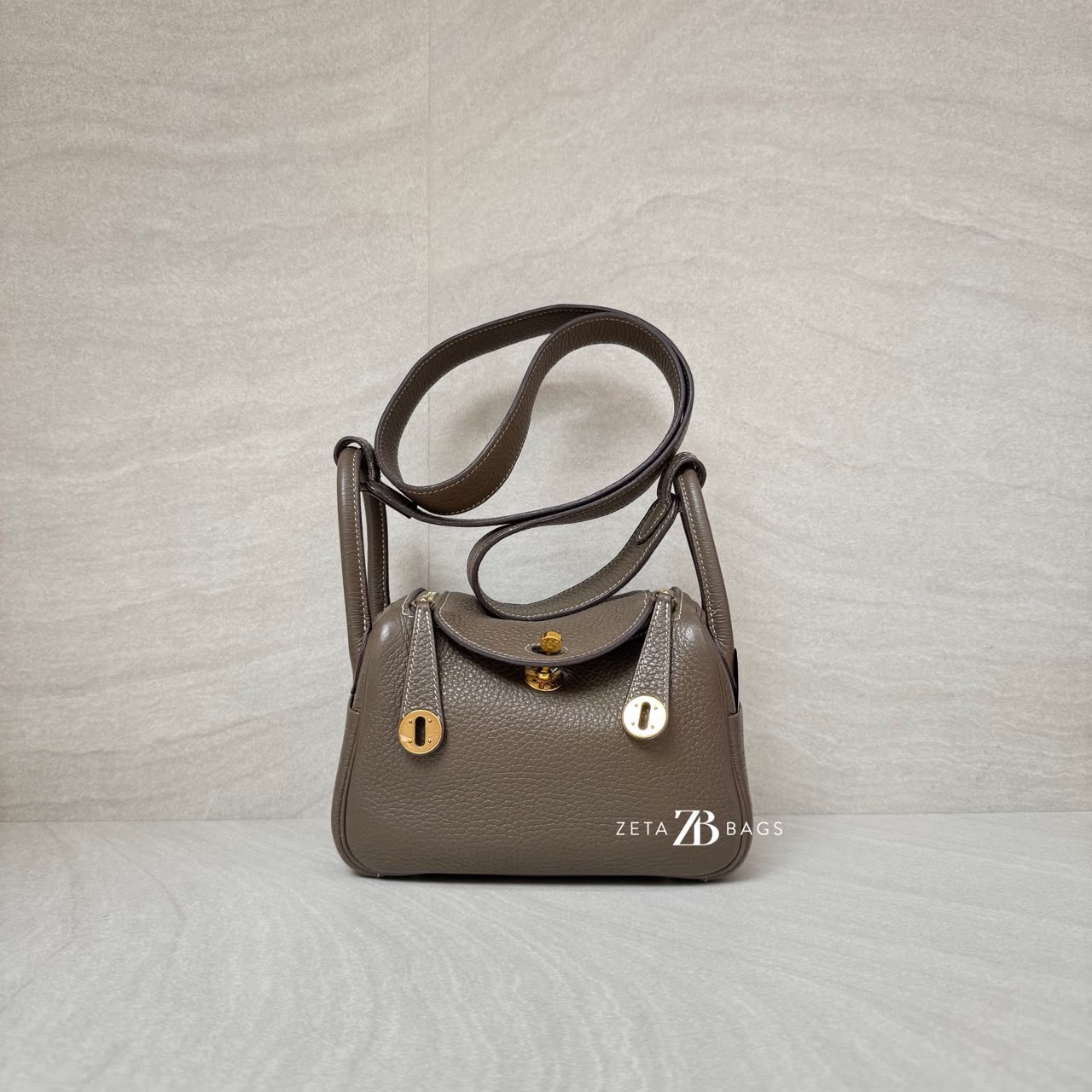 Hermes Mini Lindy Clemence Etoupe GHW