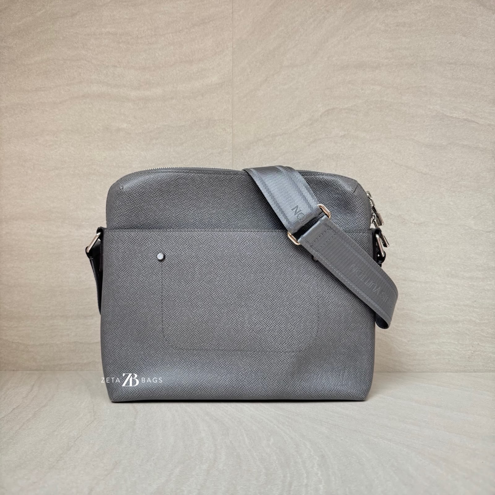 Louis Vuitton Grigori Messenger PM Taiga Grey SHW
