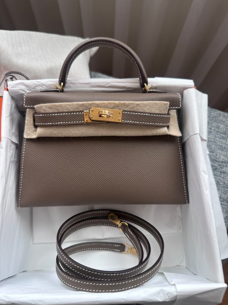 Hermes Kelly 20 Etoupe Epsom Gold Hardware