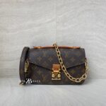 Louis Vuitton Metis East West Monogram GHW