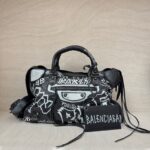 Balenciaga Reguler Classic City Graffiti Black White