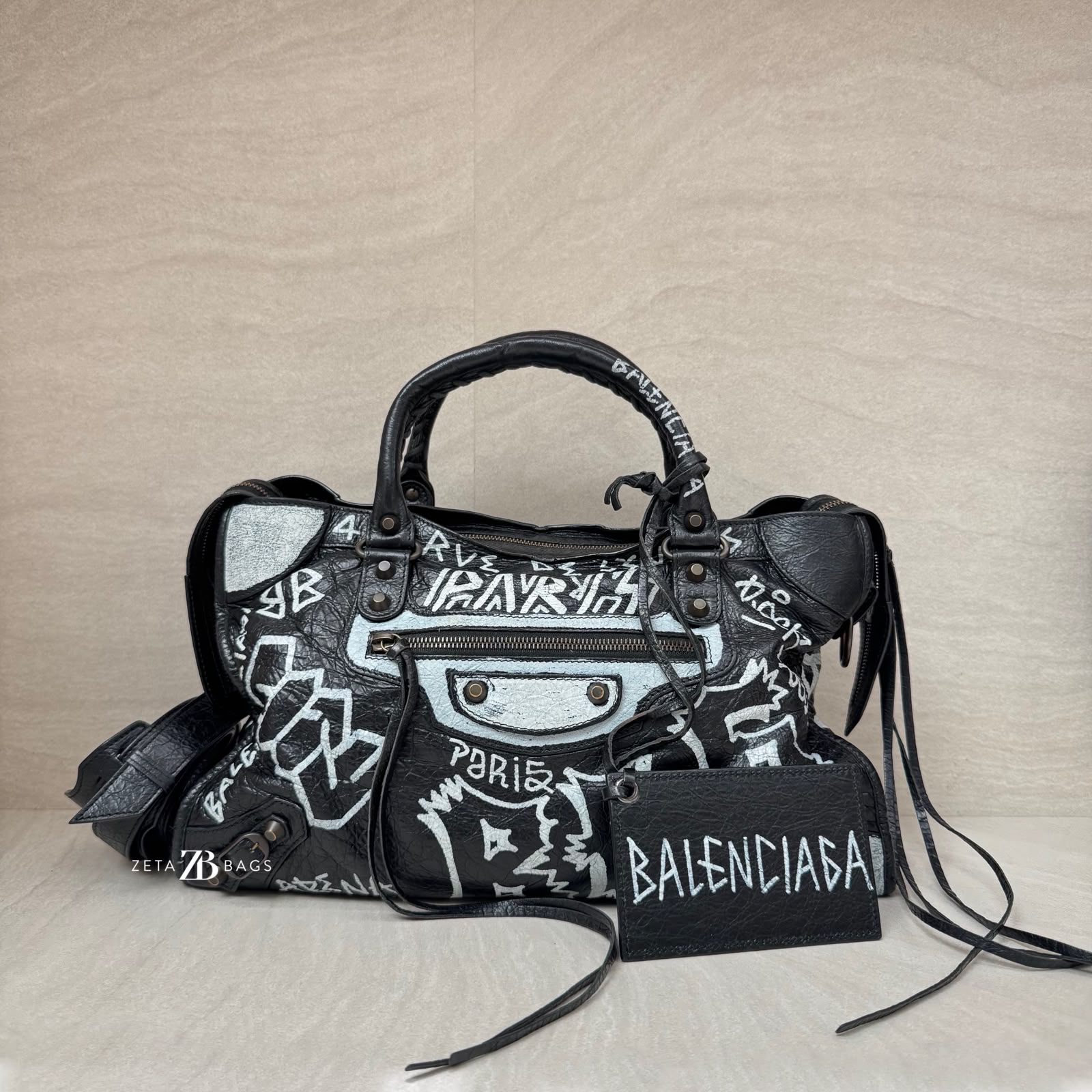 Balenciaga Reguler Classic City Graffiti Black White