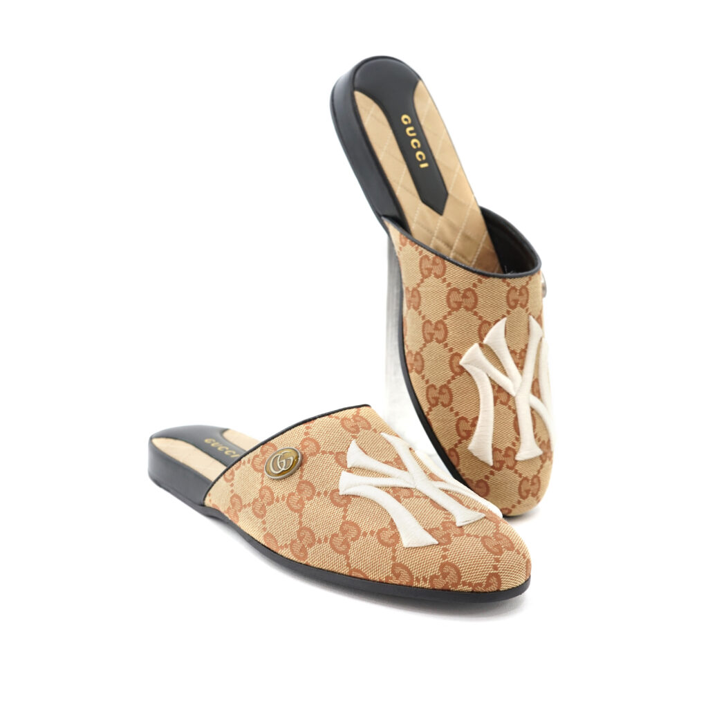 Gucci x NY Yankees Mules GG Canvas NY Logo