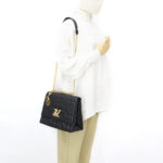 Louis Vuitton Twist GM Black GHW