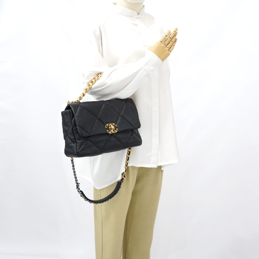 Chanel C19 Large Black