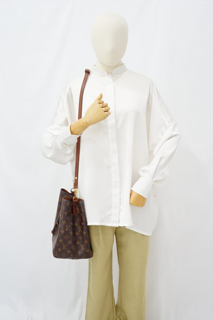 Louis Vuitton Neo Noe MM Monogram Caramel GHW