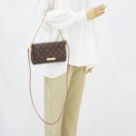 Louis Vuitton Favorite MM Monogram GHW