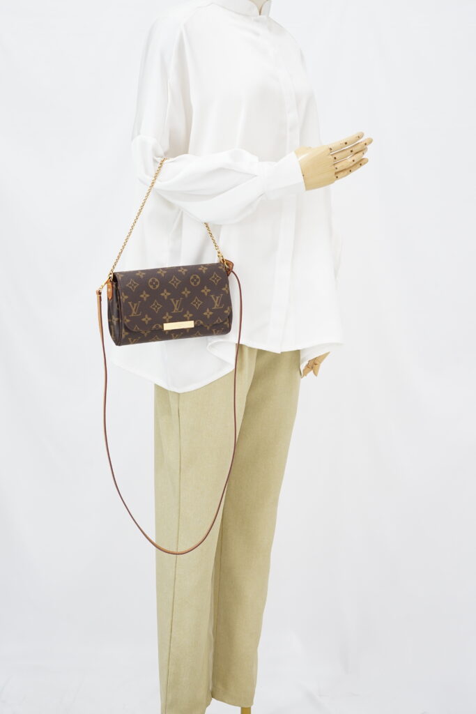 Louis Vuitton Favorite MM Monogram GHW